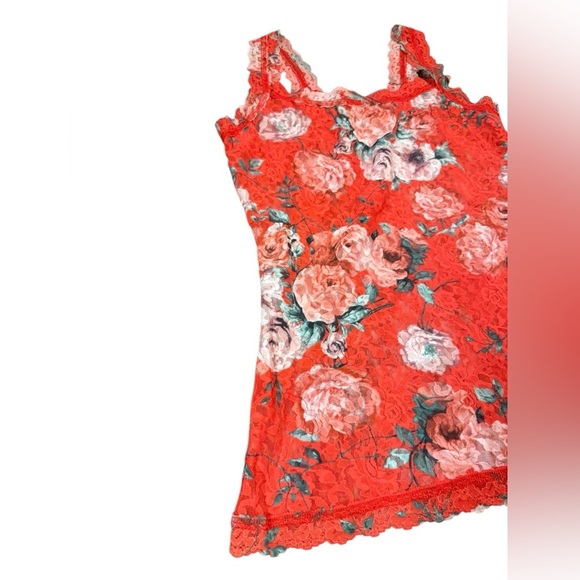 Hanky Panky Holiday Blossom Classic Lace Cami in Red Size Small - Picture 6 of 7